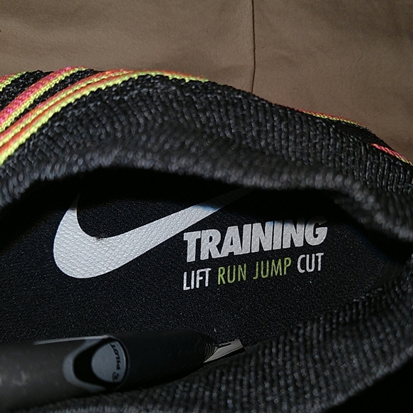 Men's. Nike Free Train Force Flyknit Multi-Color - Picture 6 of 7